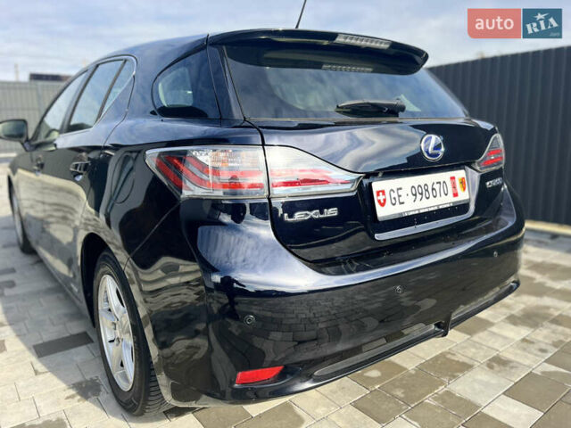 Фіолетовий Лексус СТ, об'ємом двигуна 1.8 л та пробігом 217 тис. км за 12499 $, фото 19 на Automoto.ua