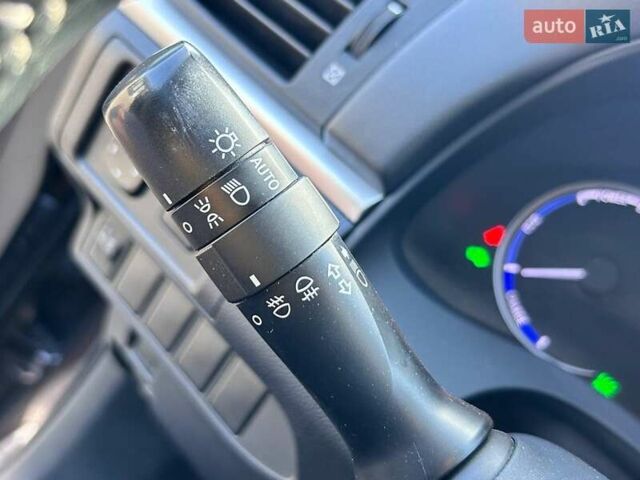 Коричневий Лексус СТ, об'ємом двигуна 1.8 л та пробігом 185 тис. км за 11800 $, фото 19 на Automoto.ua