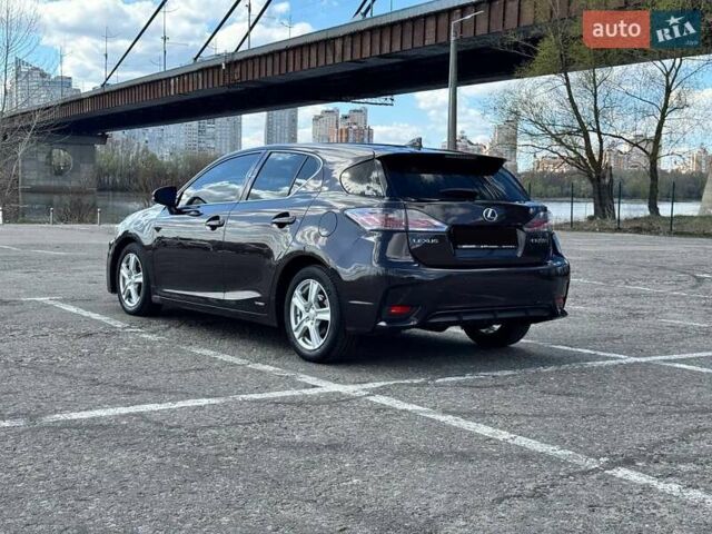 Коричневый Лексус СТ, объемом двигателя 1.8 л и пробегом 165 тыс. км за 14700 $, фото 4 на Automoto.ua