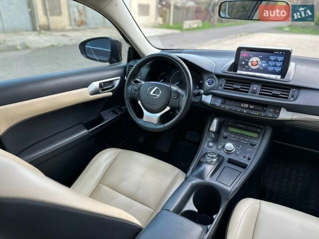 Коричневий Лексус СТ, об'ємом двигуна 1.8 л та пробігом 110 тис. км за 14900 $, фото 32 на Automoto.ua