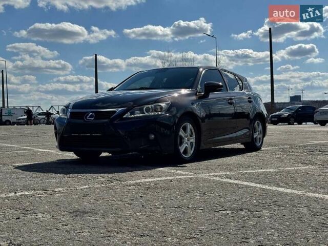 Коричневый Лексус СТ, объемом двигателя 1.8 л и пробегом 165 тыс. км за 14700 $, фото 1 на Automoto.ua