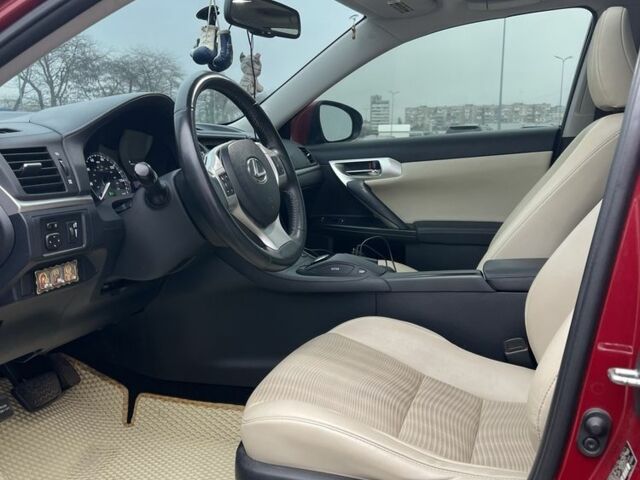 Червоний Лексус СТ, об'ємом двигуна 1.8 л та пробігом 93 тис. км за 14100 $, фото 9 на Automoto.ua