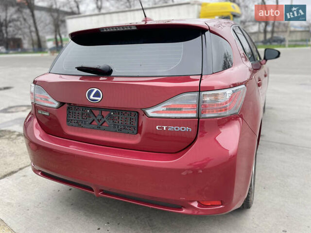 Красный Лексус СТ, объемом двигателя 1.8 л и пробегом 93 тыс. км за 14100 $, фото 7 на Automoto.ua