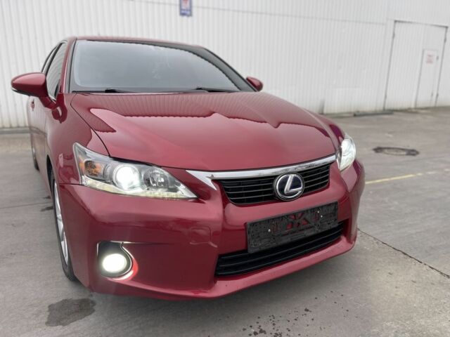 Червоний Лексус СТ, об'ємом двигуна 1.8 л та пробігом 93 тис. км за 14100 $, фото 2 на Automoto.ua