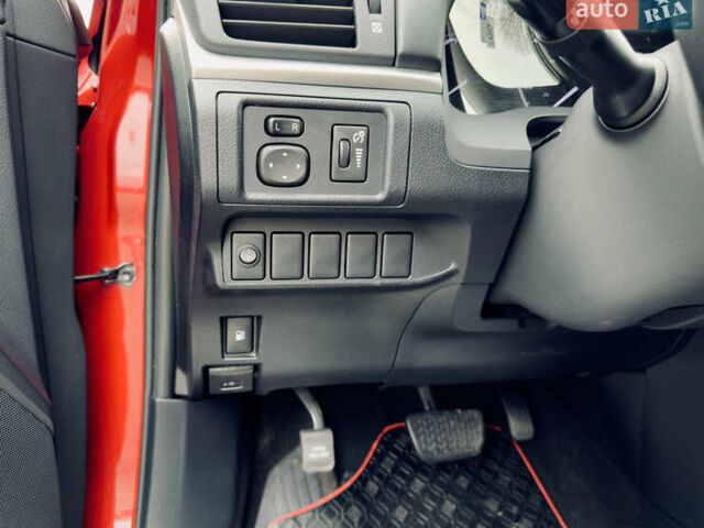 Красный Лексус СТ, объемом двигателя 1.8 л и пробегом 189 тыс. км за 12500 $, фото 18 на Automoto.ua