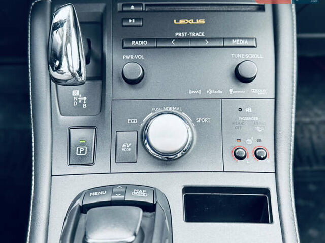 Красный Лексус СТ, объемом двигателя 1.8 л и пробегом 189 тыс. км за 12500 $, фото 34 на Automoto.ua