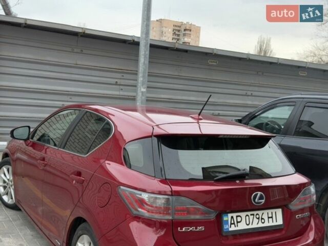 Червоний Лексус СТ, об'ємом двигуна 1.8 л та пробігом 220 тис. км за 11500 $, фото 4 на Automoto.ua