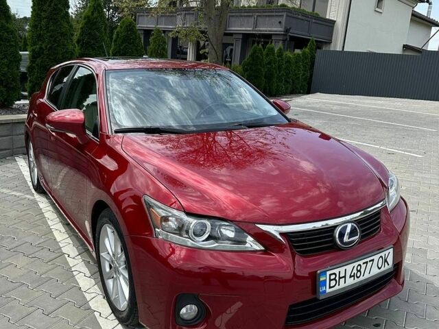 Червоний Лексус СТ, об'ємом двигуна 1.8 л та пробігом 250 тис. км за 12500 $, фото 9 на Automoto.ua
