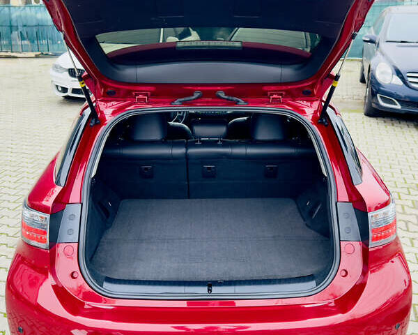 Красный Лексус СТ, объемом двигателя 1.8 л и пробегом 189 тыс. км за 12500 $, фото 43 на Automoto.ua