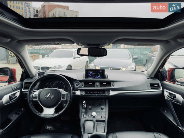 Красный Лексус СТ, объемом двигателя 1.8 л и пробегом 189 тыс. км за 12500 $, фото 20 на Automoto.ua