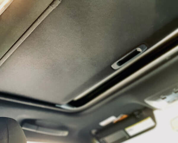 Красный Лексус СТ, объемом двигателя 1.8 л и пробегом 129 тыс. км за 16900 $, фото 10 на Automoto.ua