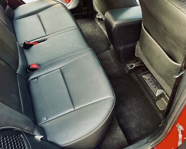 Красный Лексус СТ, объемом двигателя 1.8 л и пробегом 129 тыс. км за 16900 $, фото 8 на Automoto.ua