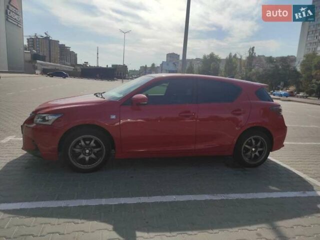 Красный Лексус СТ, объемом двигателя 1.8 л и пробегом 220 тыс. км за 15500 $, фото 9 на Automoto.ua