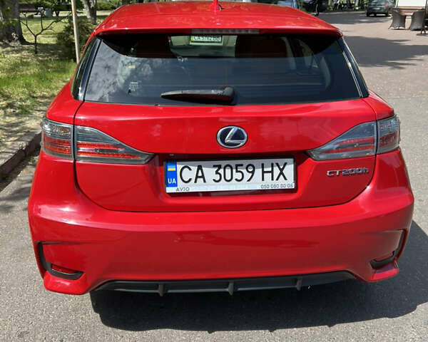 Лексус СТ 2015 в Черкассах на Automoto.ua Красный Лексус СТ, объемом двигателя 1.8 л и пробегом 110 тыс. км за 15600 $, фото 1 на Automoto.ua