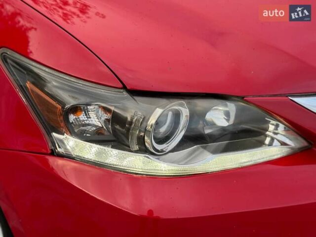Красный Лексус СТ, объемом двигателя 1.8 л и пробегом 98 тыс. км за 14900 $, фото 15 на Automoto.ua