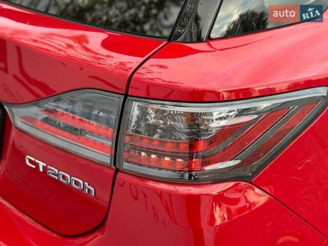 Красный Лексус СТ, объемом двигателя 1.8 л и пробегом 98 тыс. км за 14900 $, фото 9 на Automoto.ua