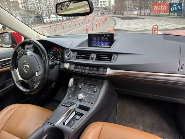 Красный Лексус СТ, объемом двигателя 1.8 л и пробегом 87 тыс. км за 16500 $, фото 10 на Automoto.ua