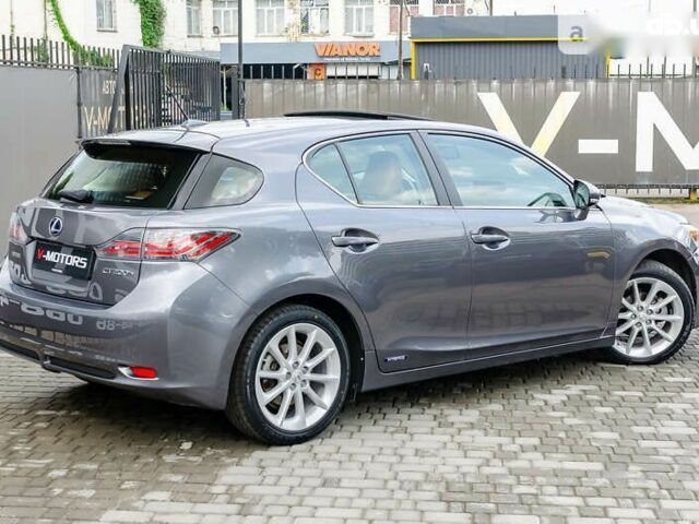 Лексус СТ, об'ємом двигуна 0 л та пробігом 128 тис. км за 13500 $, фото 5 на Automoto.ua