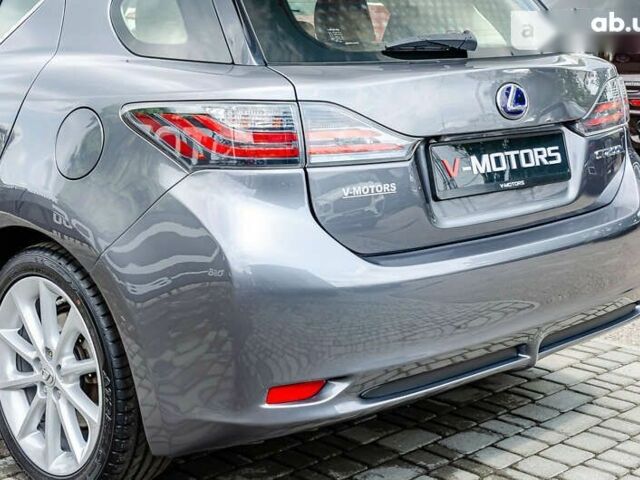 Лексус СТ, об'ємом двигуна 0 л та пробігом 128 тис. км за 13500 $, фото 12 на Automoto.ua