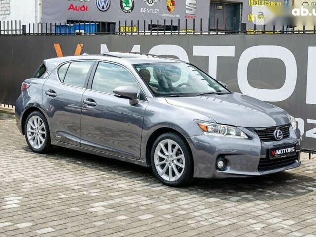 Лексус СТ, об'ємом двигуна 0 л та пробігом 128 тис. км за 13500 $, фото 2 на Automoto.ua