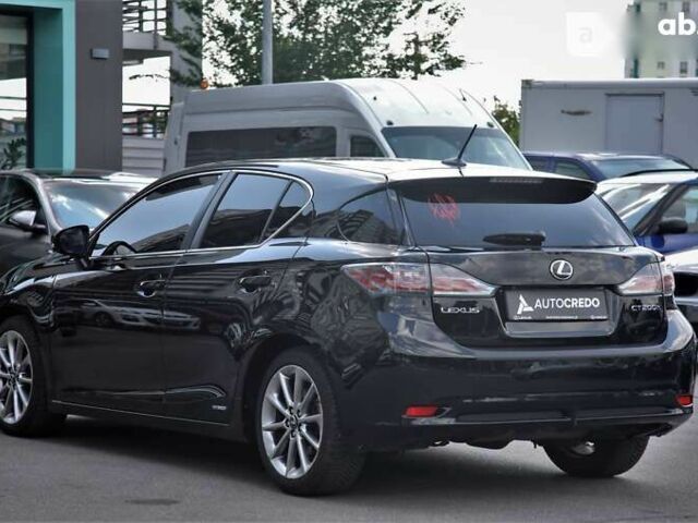 Лексус СТ, объемом двигателя 1.8 л и пробегом 268 тыс. км за 13500 $, фото 5 на Automoto.ua