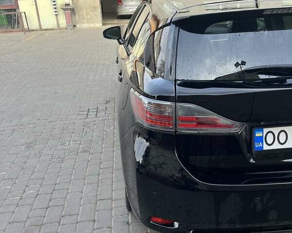 Лексус СТ, объемом двигателя 1.8 л и пробегом 180 тыс. км за 12400 $, фото 6 на Automoto.ua