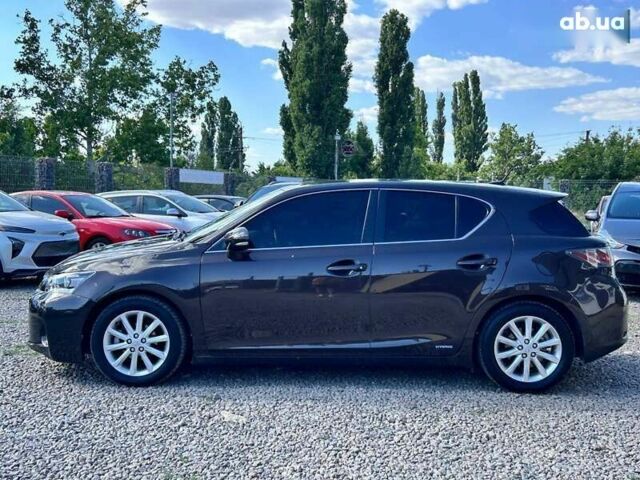 Лексус СТ, объемом двигателя 0 л и пробегом 185 тыс. км за 11800 $, фото 7 на Automoto.ua