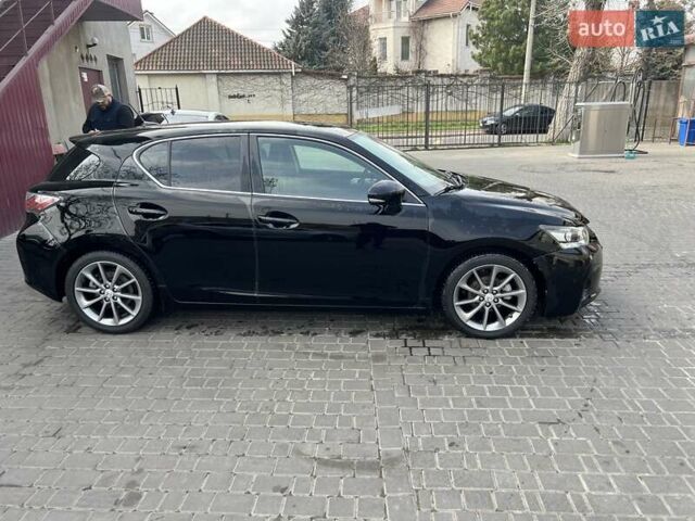 Лексус СТ, объемом двигателя 1.8 л и пробегом 180 тыс. км за 12400 $, фото 2 на Automoto.ua