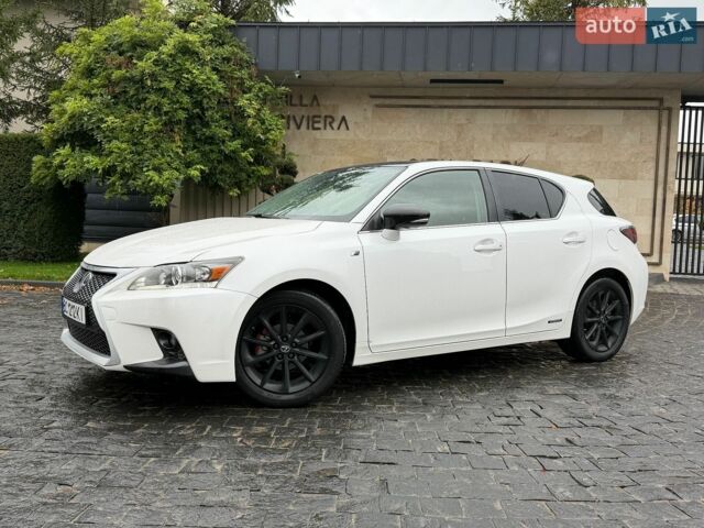 Лексус СТ, объемом двигателя 1.8 л и пробегом 142 тыс. км за 14800 $, фото 7 на Automoto.ua