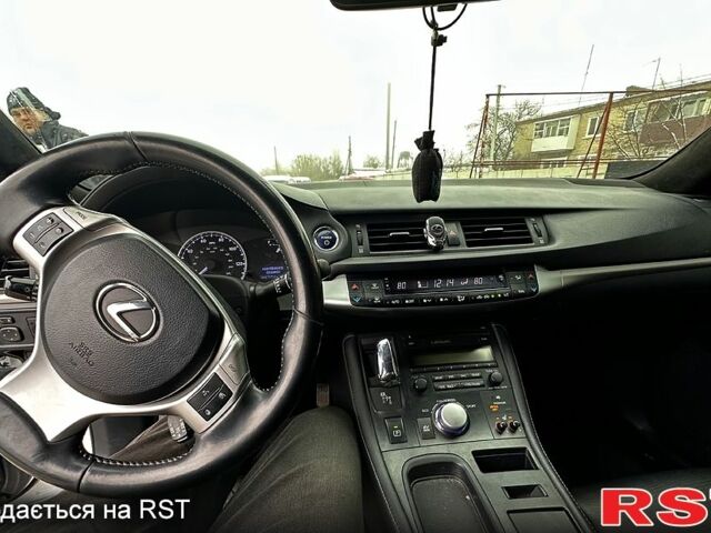 Лексус СТ, объемом двигателя 1.8 л и пробегом 302 тыс. км за 13200 $, фото 8 на Automoto.ua