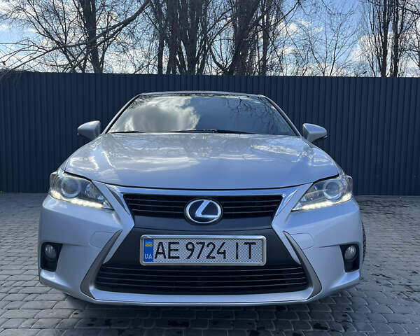 Лексус СТ, об'ємом двигуна 1.8 л та пробігом 258 тис. км за 15000 $, фото 9 на Automoto.ua