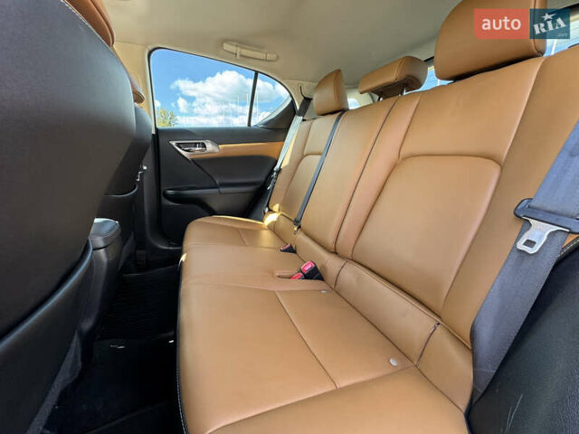 Лексус СТ, объемом двигателя 1.8 л и пробегом 114 тыс. км за 17500 $, фото 19 на Automoto.ua