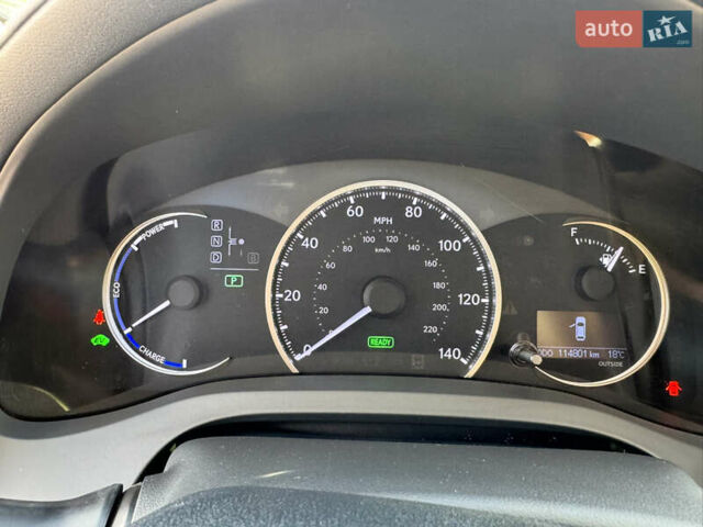 Лексус СТ, объемом двигателя 1.8 л и пробегом 114 тыс. км за 17500 $, фото 13 на Automoto.ua