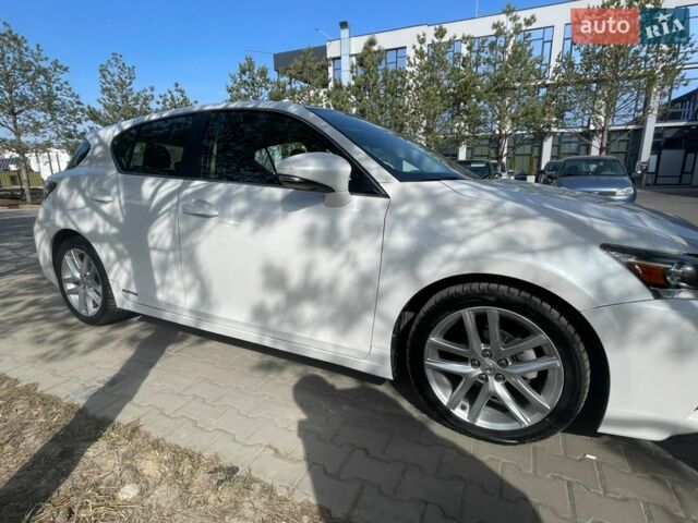Лексус СТ, об'ємом двигуна 1.8 л та пробігом 165 тис. км за 13200 $, фото 2 на Automoto.ua