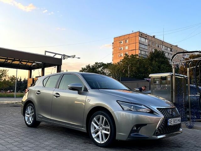 Лексус СТ, объемом двигателя 1.8 л и пробегом 111 тыс. км за 17000 $, фото 1 на Automoto.ua