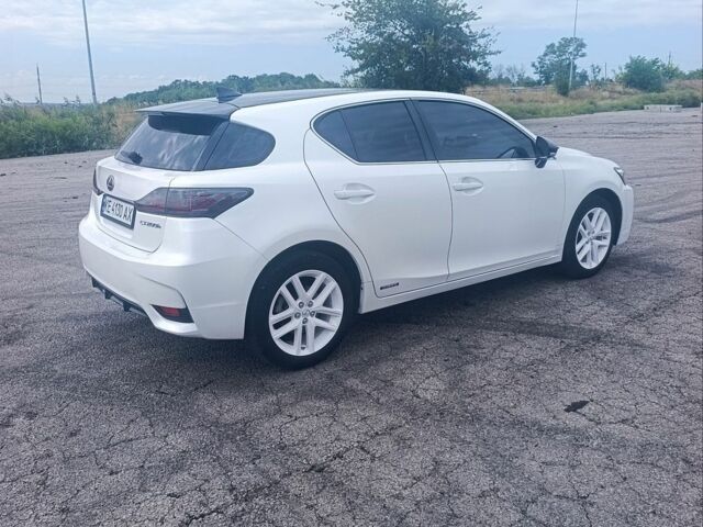 Лексус СТ, об'ємом двигуна 1.8 л та пробігом 450 тис. км за 16000 $, фото 2 на Automoto.ua
