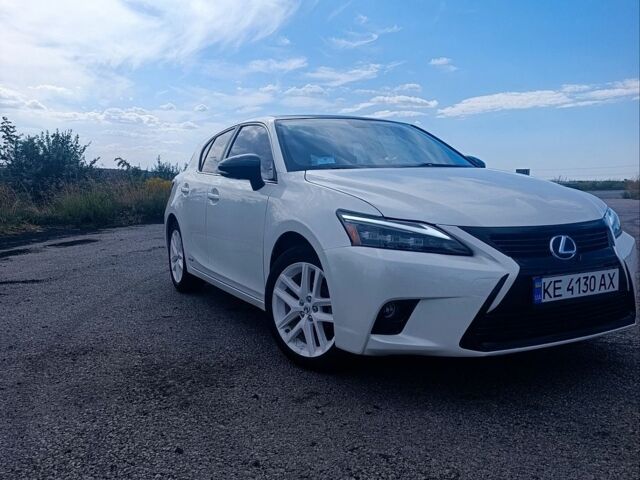 Лексус СТ, объемом двигателя 1.8 л и пробегом 450 тыс. км за 16000 $, фото 1 на Automoto.ua