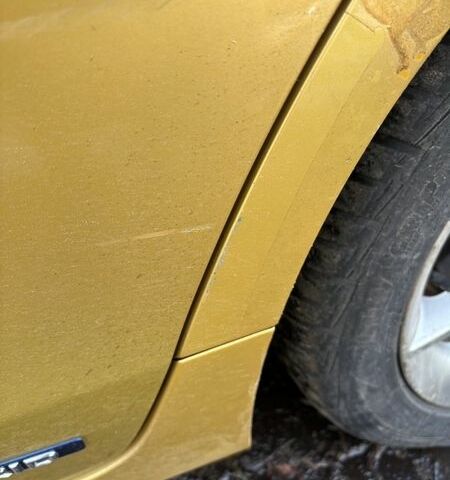 Жовтий Лексус СТ, об'ємом двигуна 1.8 л та пробігом 203 тис. км за 12500 $, фото 12 на Automoto.ua