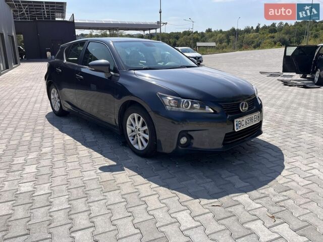 Сірий Лексус СТ, об'ємом двигуна 1.8 л та пробігом 189 тис. км за 12100 $, фото 2 на Automoto.ua