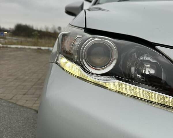 Серый Лексус СТ, объемом двигателя 1.8 л и пробегом 246 тыс. км за 10900 $, фото 10 на Automoto.ua