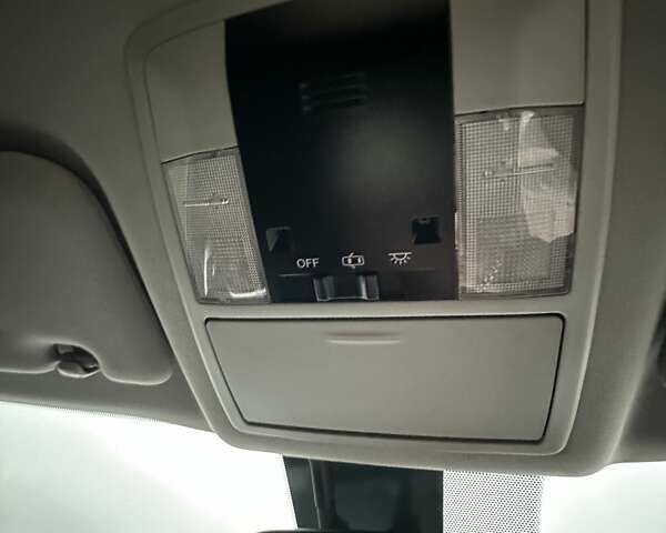 Серый Лексус СТ, объемом двигателя 1.8 л и пробегом 246 тыс. км за 10900 $, фото 16 на Automoto.ua