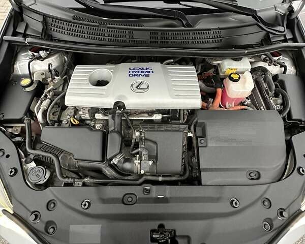 Серый Лексус СТ, объемом двигателя 1.8 л и пробегом 246 тыс. км за 10900 $, фото 34 на Automoto.ua