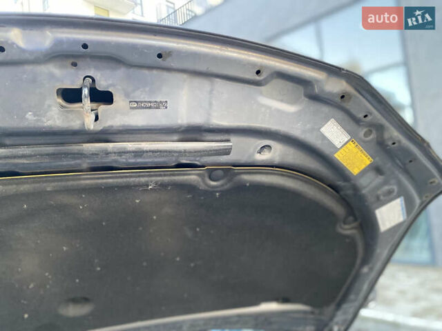 Сірий Лексус СТ, об'ємом двигуна 1.8 л та пробігом 285 тис. км за 11800 $, фото 38 на Automoto.ua