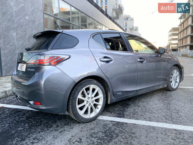 Сірий Лексус СТ, об'ємом двигуна 1.8 л та пробігом 285 тис. км за 11800 $, фото 11 на Automoto.ua