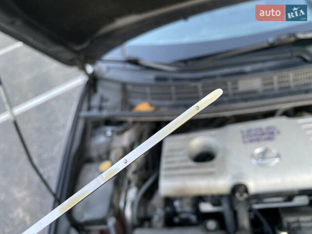 Сірий Лексус СТ, об'ємом двигуна 1.8 л та пробігом 285 тис. км за 11800 $, фото 41 на Automoto.ua