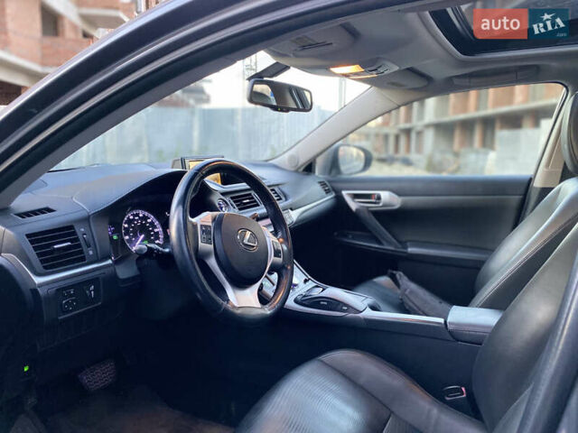 Сірий Лексус СТ, об'ємом двигуна 1.8 л та пробігом 285 тис. км за 11800 $, фото 33 на Automoto.ua