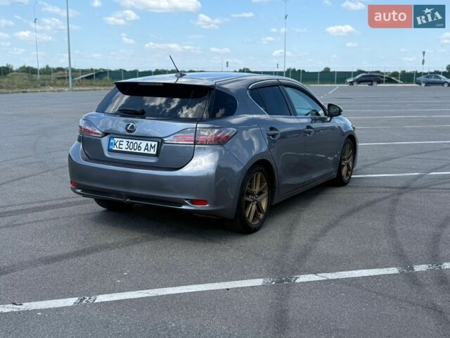 Серый Лексус СТ, объемом двигателя 1.8 л и пробегом 187 тыс. км за 11499 $, фото 4 на Automoto.ua