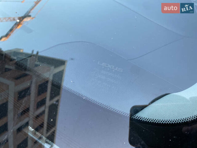 Сірий Лексус СТ, об'ємом двигуна 1.8 л та пробігом 285 тис. км за 11800 $, фото 16 на Automoto.ua