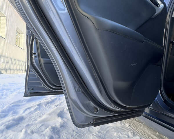 Сірий Лексус СТ, об'ємом двигуна 1.8 л та пробігом 298 тис. км за 9500 $, фото 23 на Automoto.ua