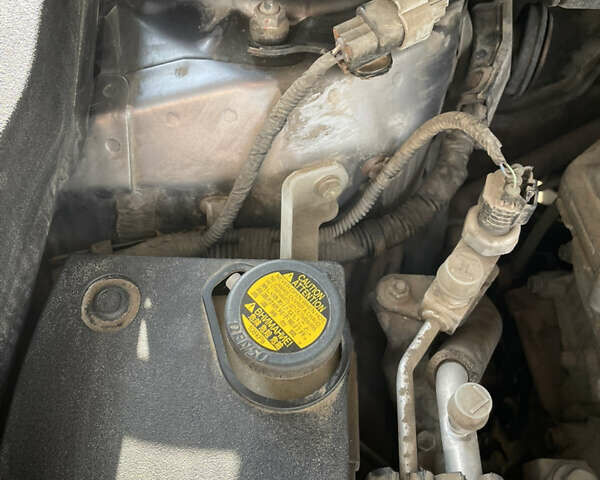 Серый Лексус СТ, объемом двигателя 1.8 л и пробегом 150 тыс. км за 15200 $, фото 34 на Automoto.ua